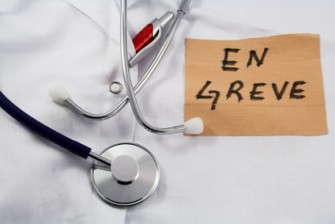 Les médecins résidents en grève aujourdhui et demain